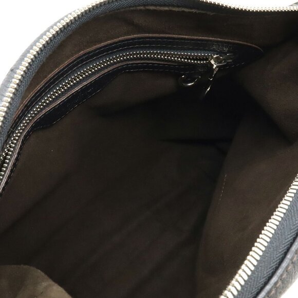 LOUIS VUITTON Black Shoulder Bag - Picture 9 of 9